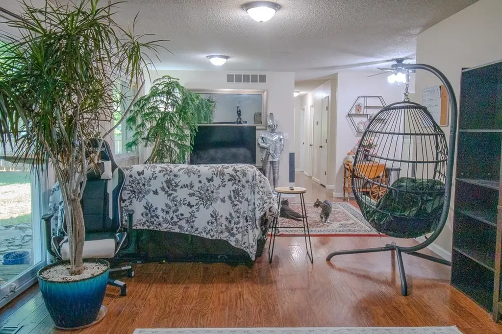 415 E Valley View Street Derby KS 67037
