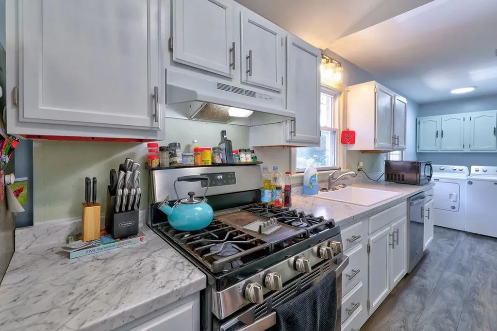 111 N Park Street Winfield KS 67156