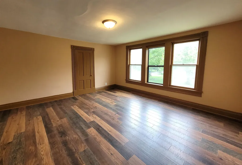 720 N Elm Eureka KS 67045