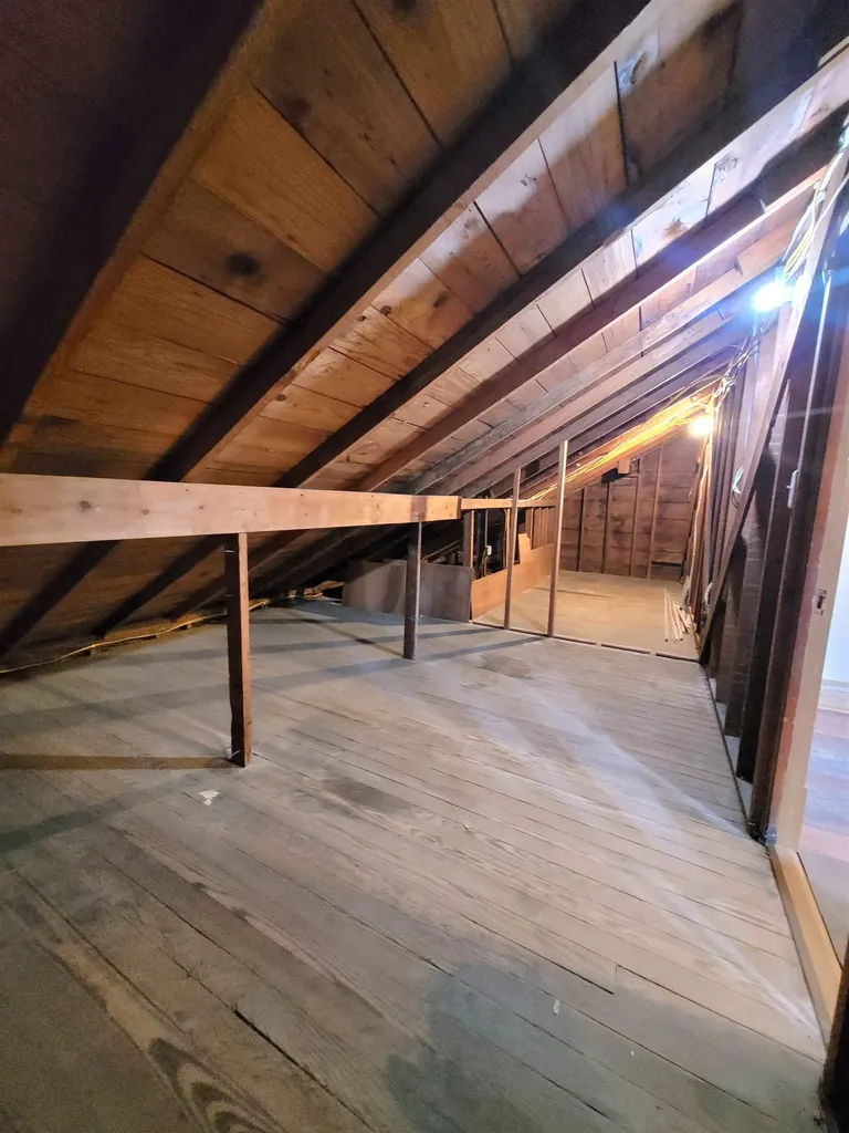720 N Elm Eureka KS 67045