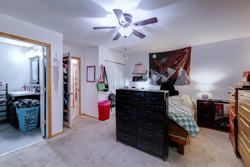 1302 Hackney Winfield KS 67156