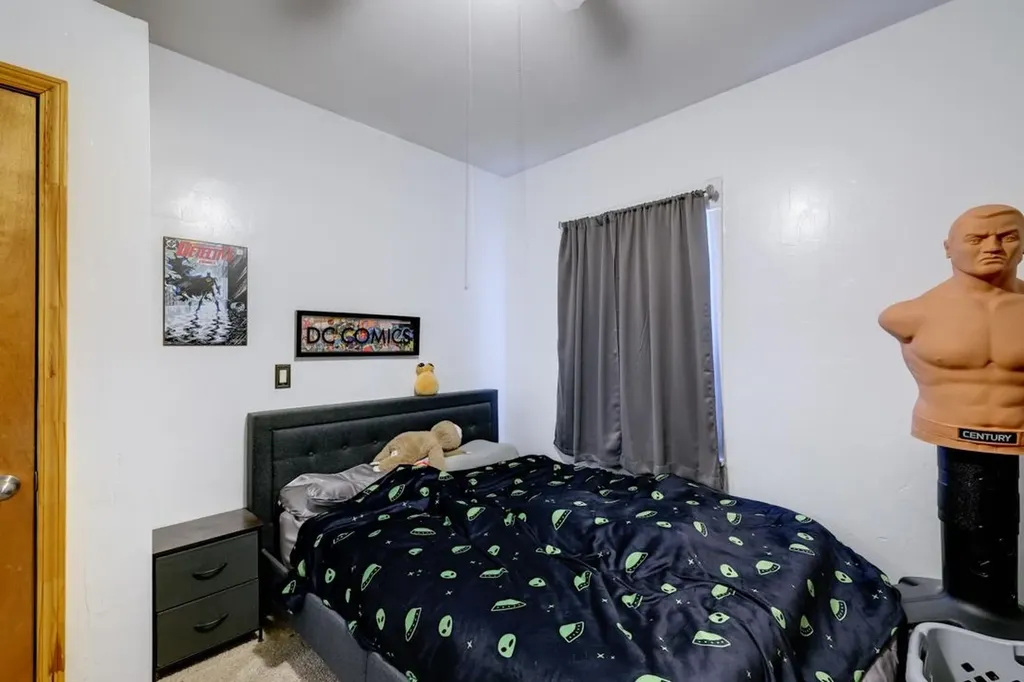 1302 Hackney Winfield KS 67156