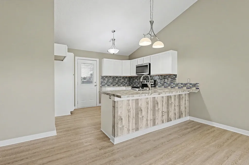 1311 E Maywood Wichita KS 67216