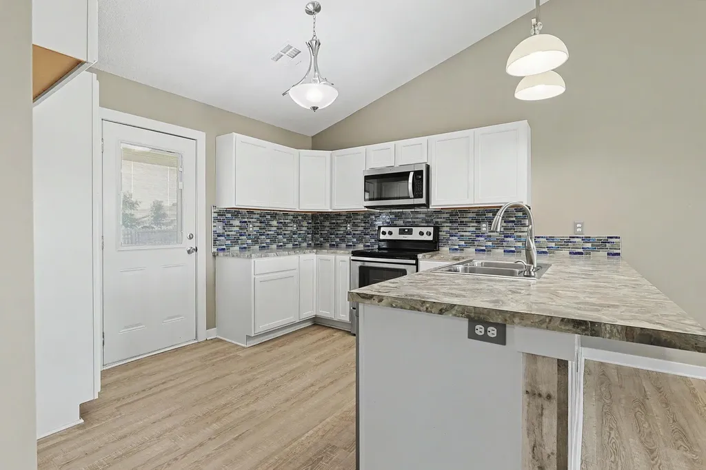 1311 E Maywood Wichita KS 67216