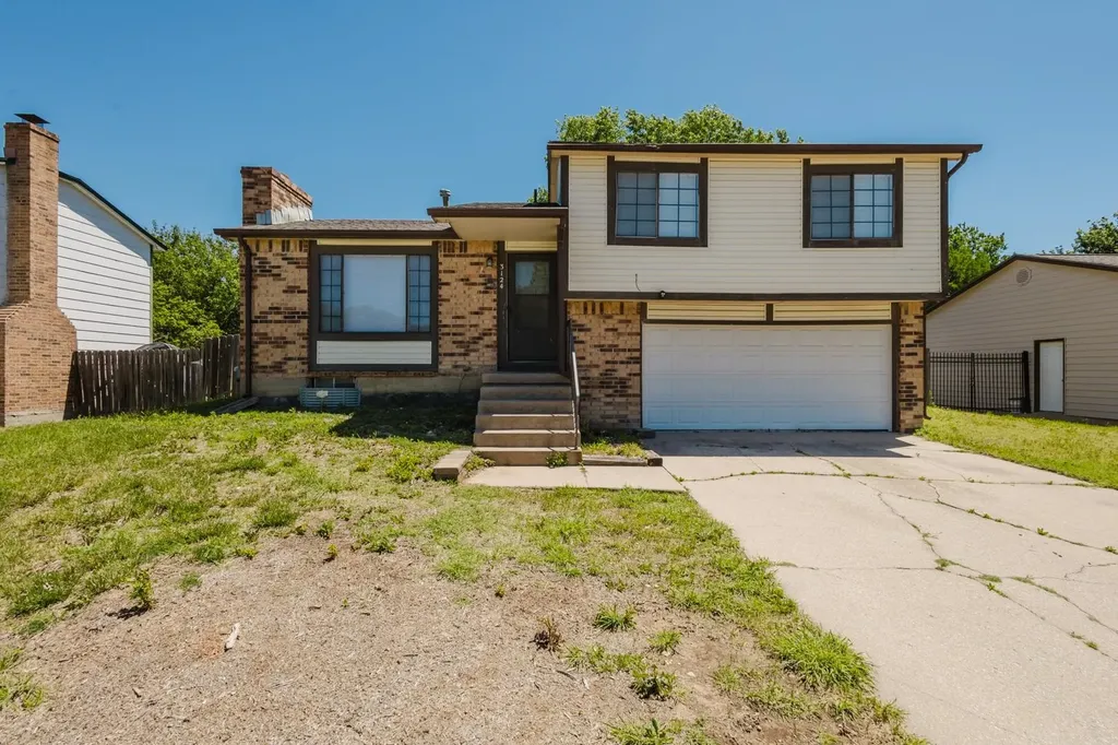 3124 N Brookfield Wichita KS 67226