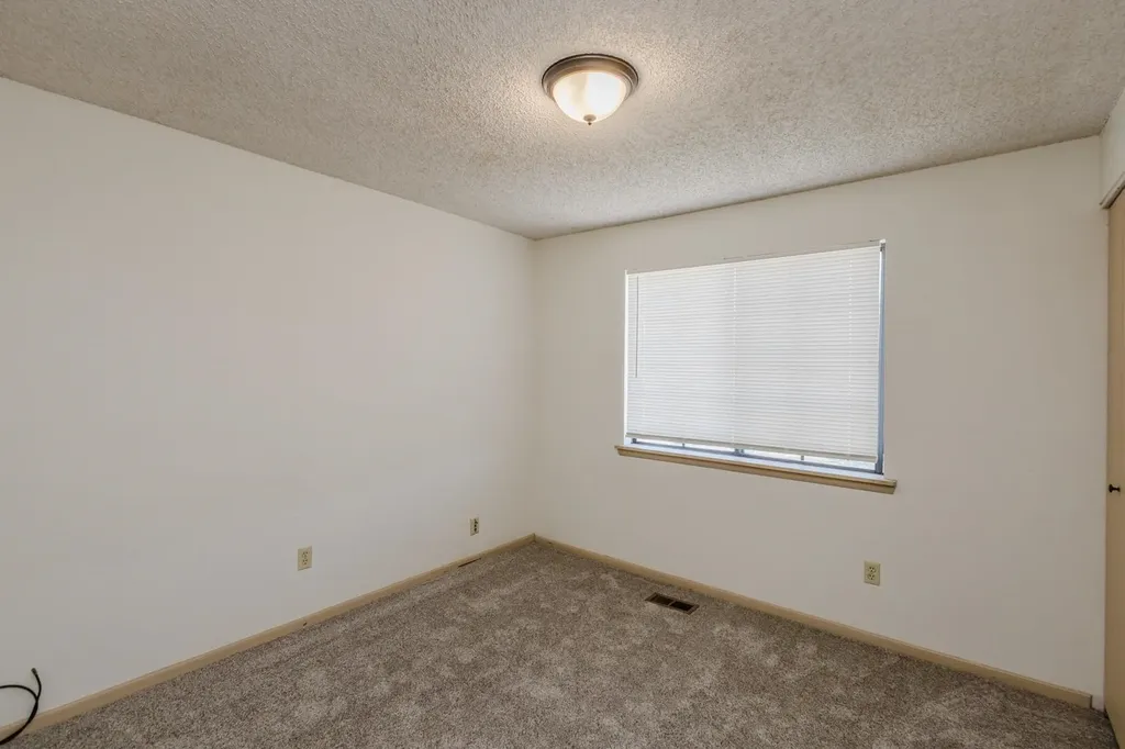 3124 N Brookfield Wichita KS 67226