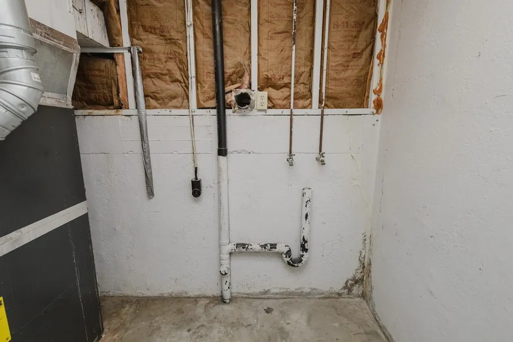 3124 N Brookfield Wichita KS 67226
