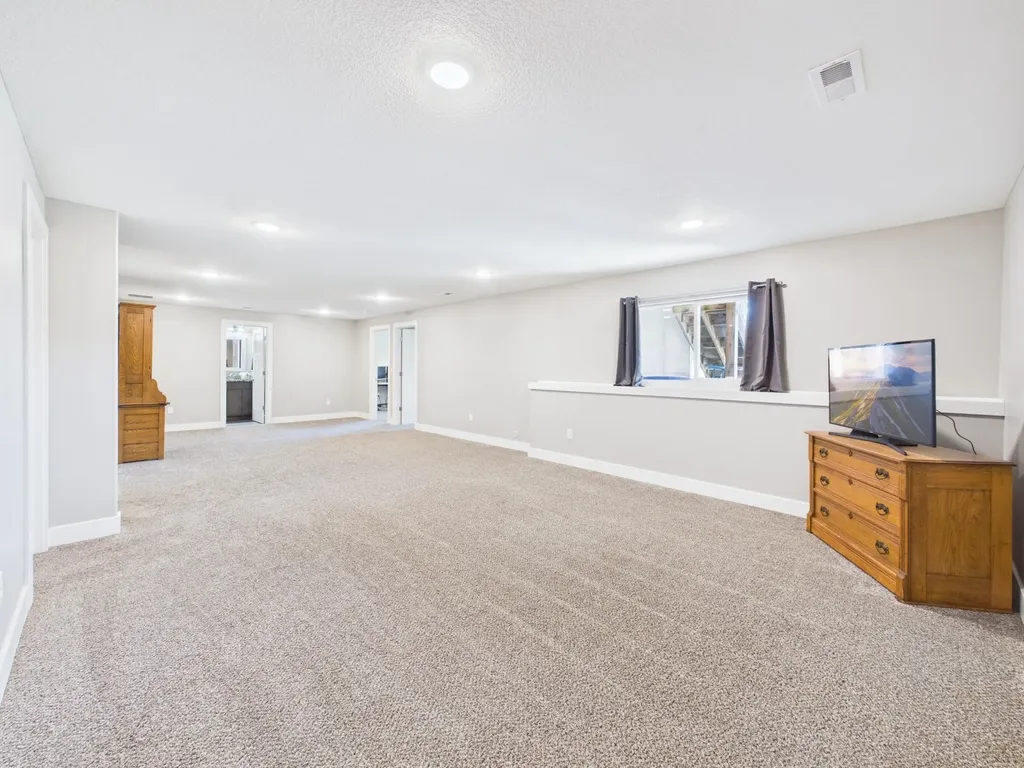 3111 E Reiss Court Park City KS 67219
