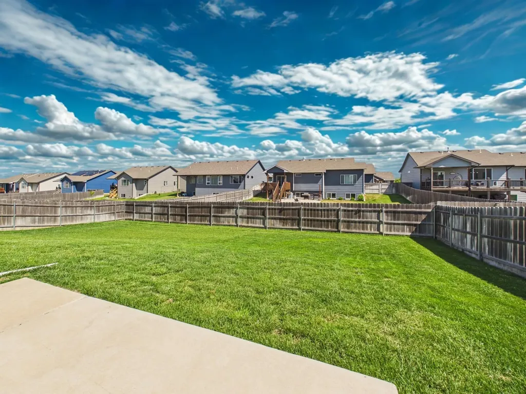 3111 E Reiss Court Park City KS 67219