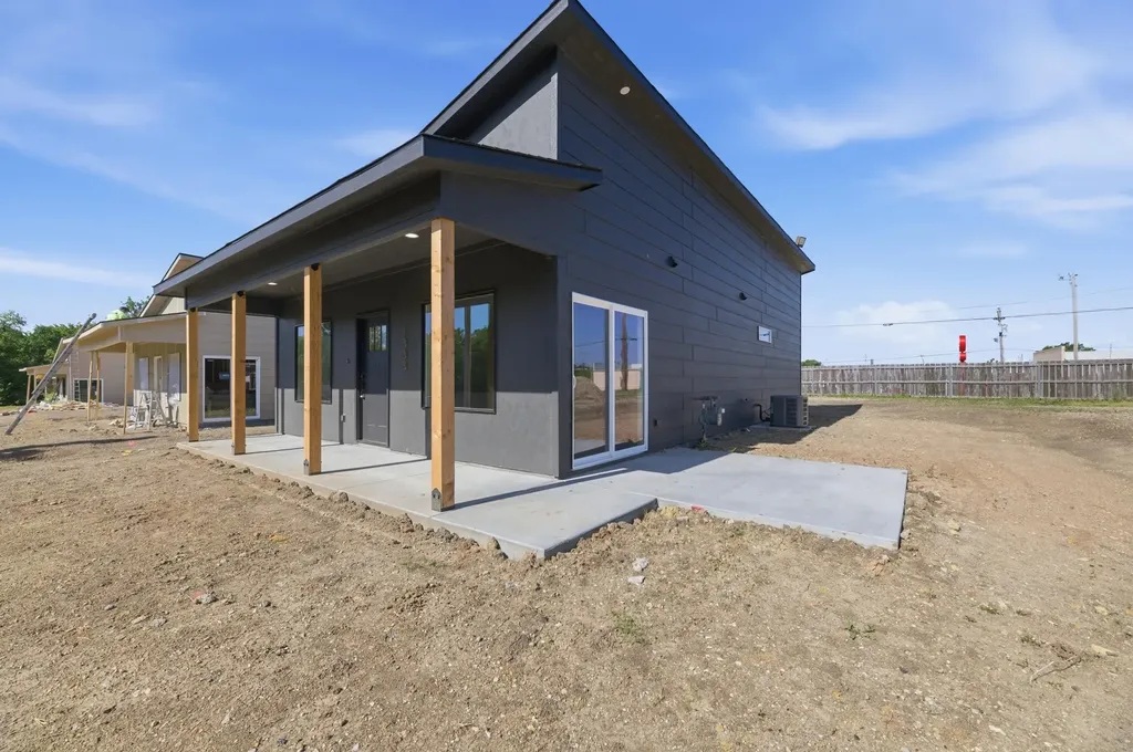 1333 N Holyoke Wichita KS 67208