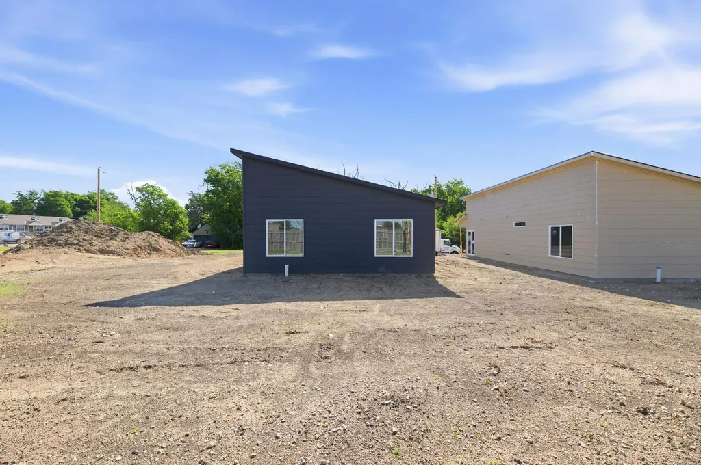 1333 N Holyoke Wichita KS 67208