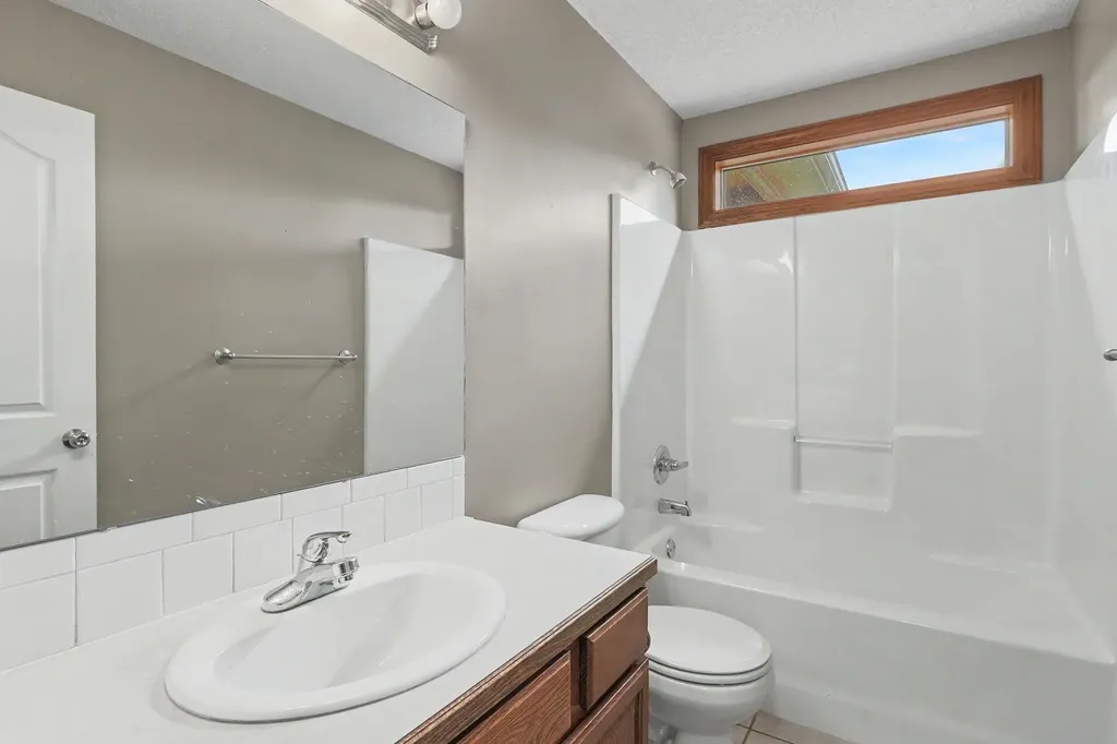 3317 N North Shore Court Wichita KS 67205