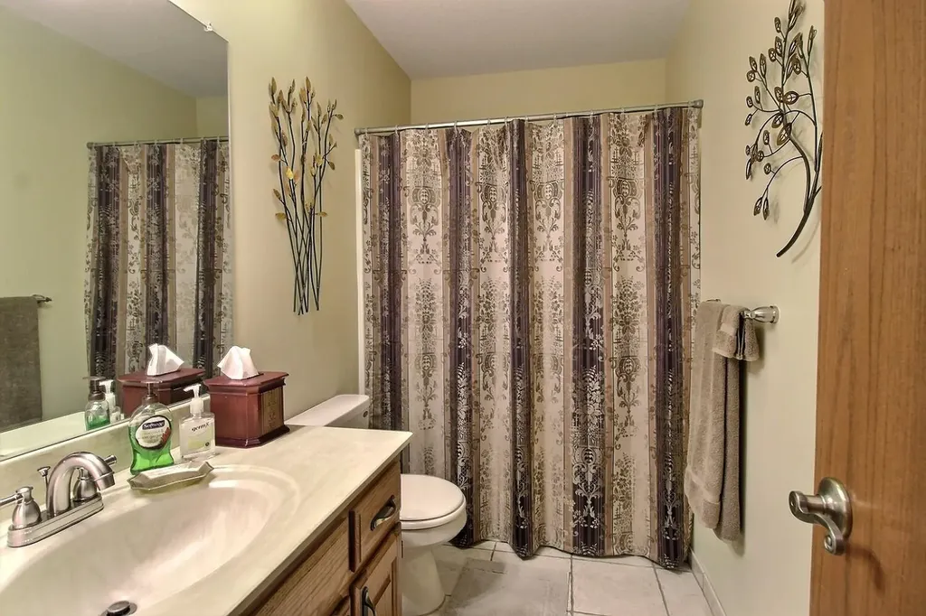 2634 Glacier Drive Wichita KS 67215-1514
