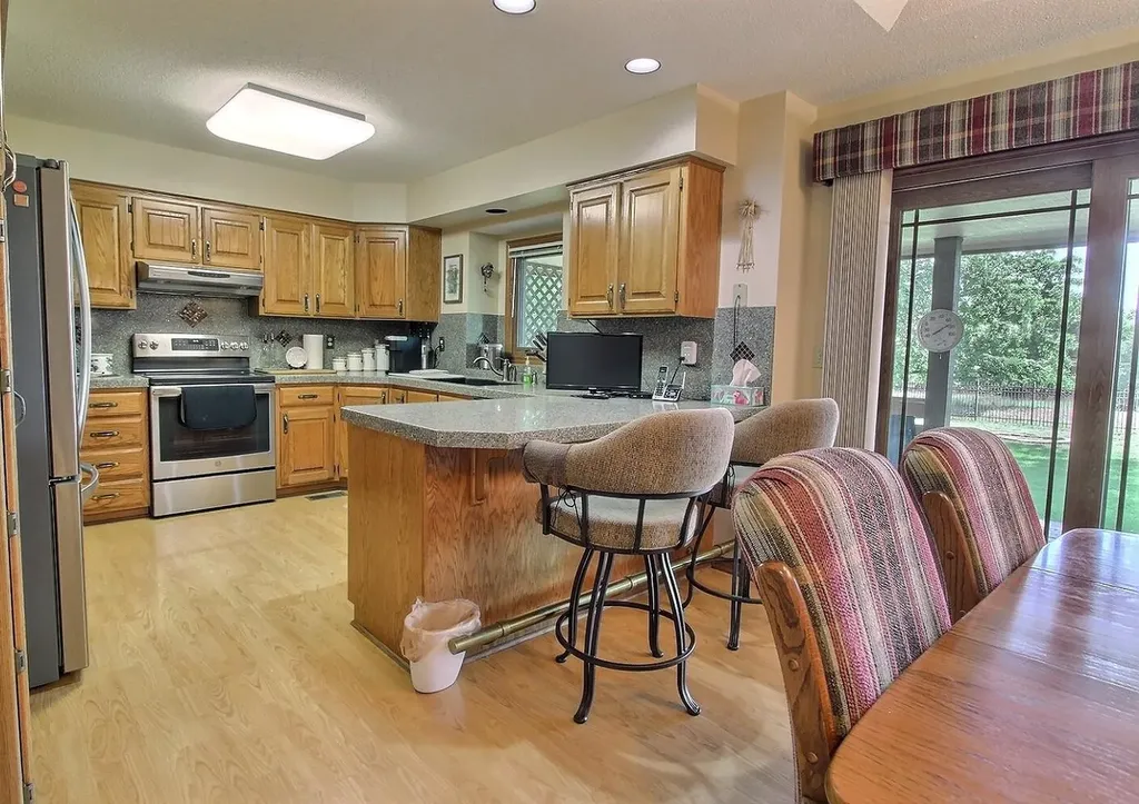 2634 Glacier Drive Wichita KS 67215-1514