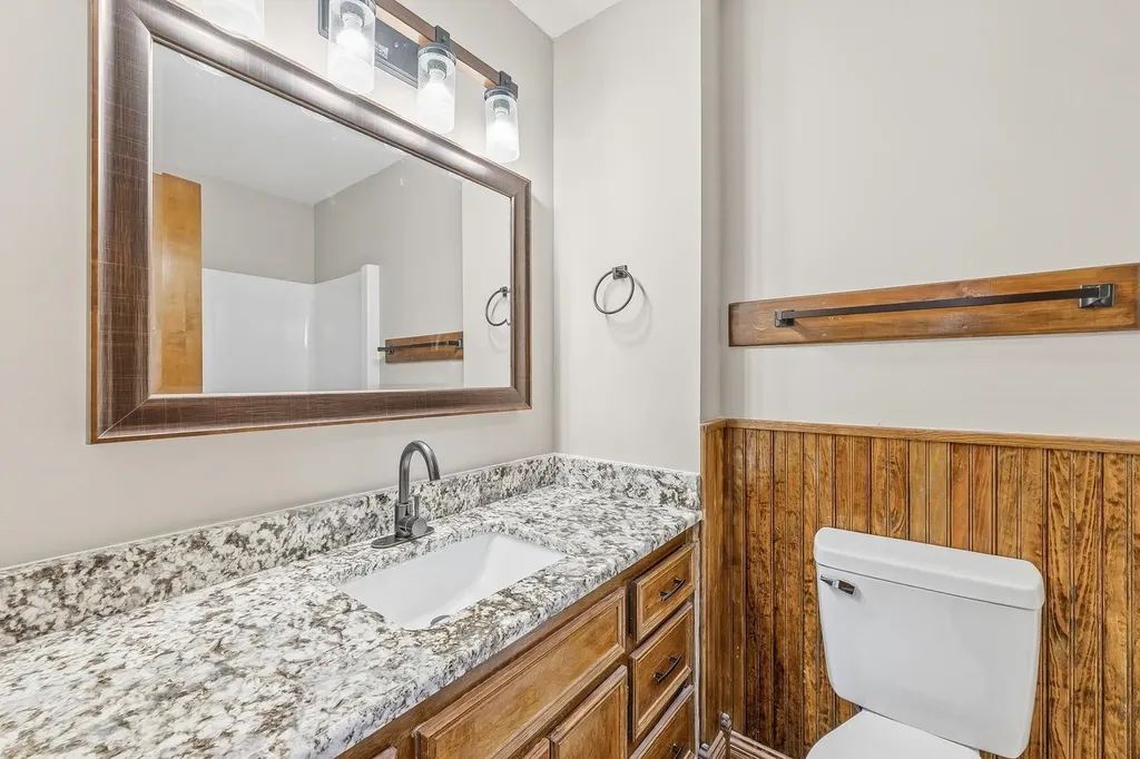 5952 N Palm Lane Wichita KS 67204