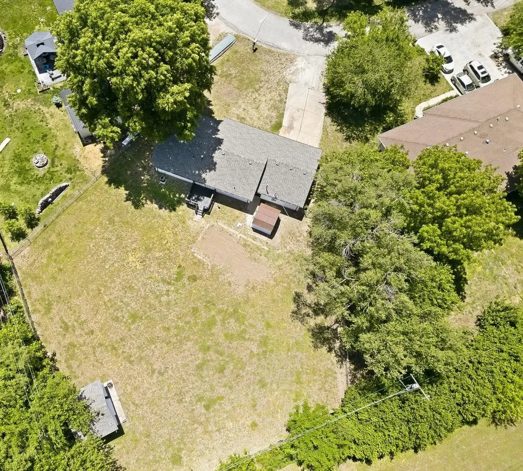 5952 N Palm Lane Wichita KS 67204