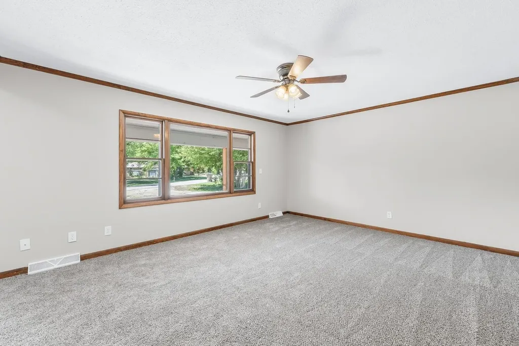 5952 N Palm Lane Wichita KS 67204