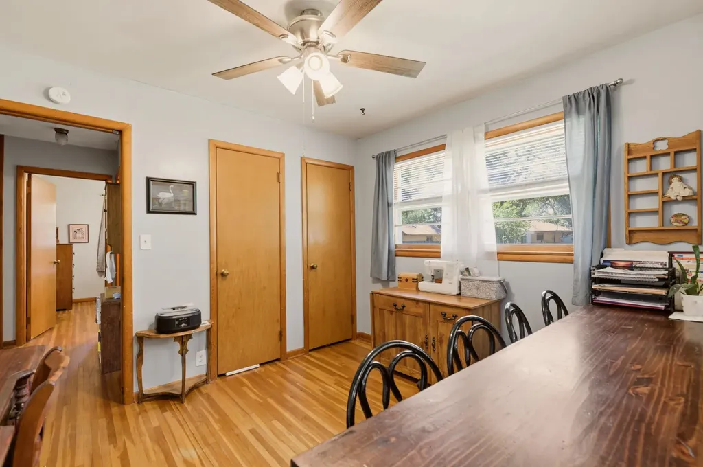 419 E 9th Avenue Belle Plaine KS 67013