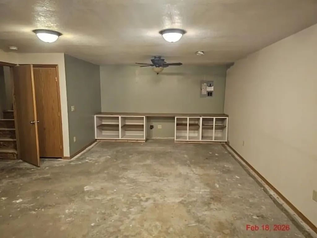 127 S Crosswood Lane Derby KS 67037