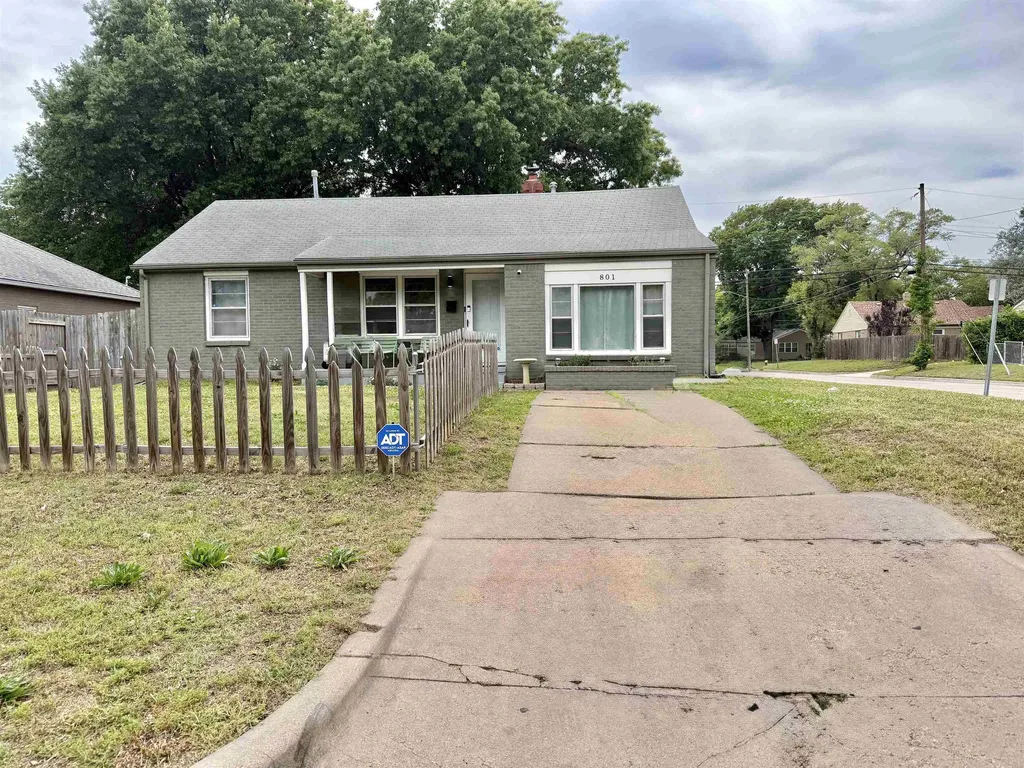 801 S Lightner Wichita KS 67218