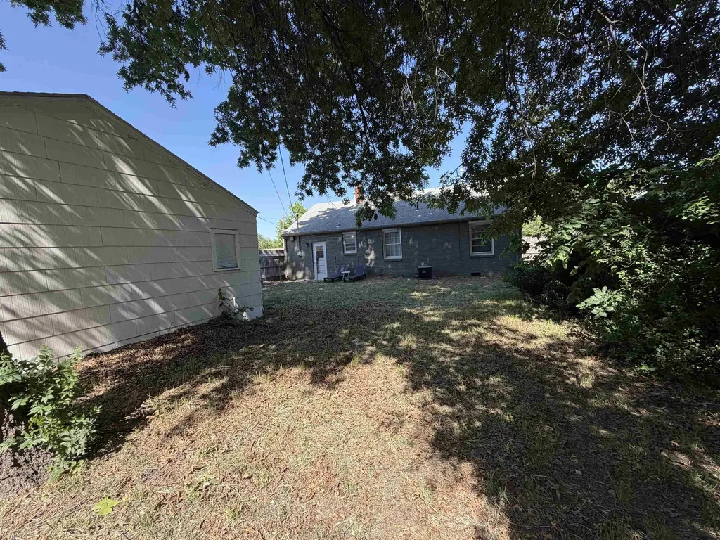 801 S Lightner Wichita KS 67218