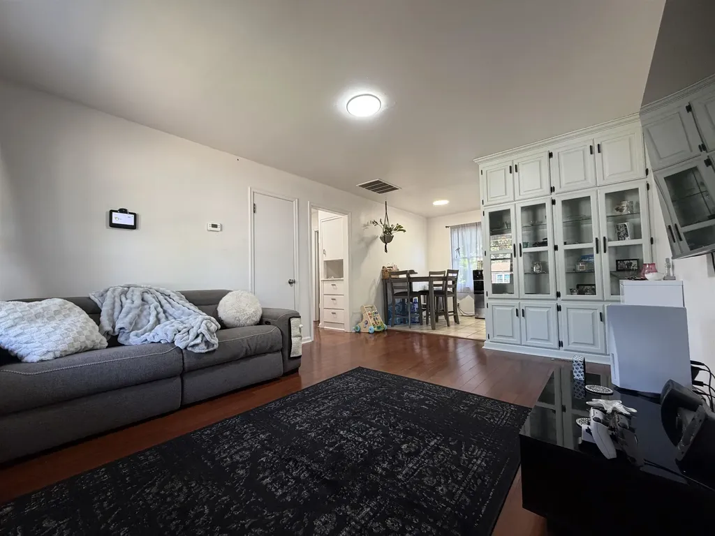 801 S Lightner Wichita KS 67218
