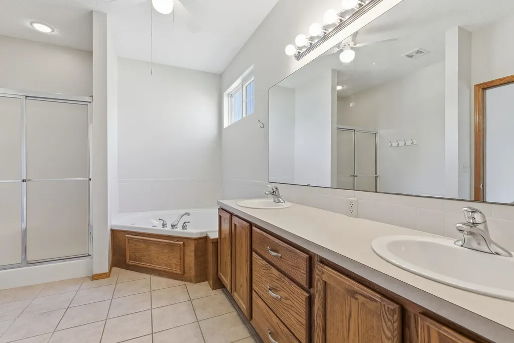 2326 N Covington Street Wichita KS 67205