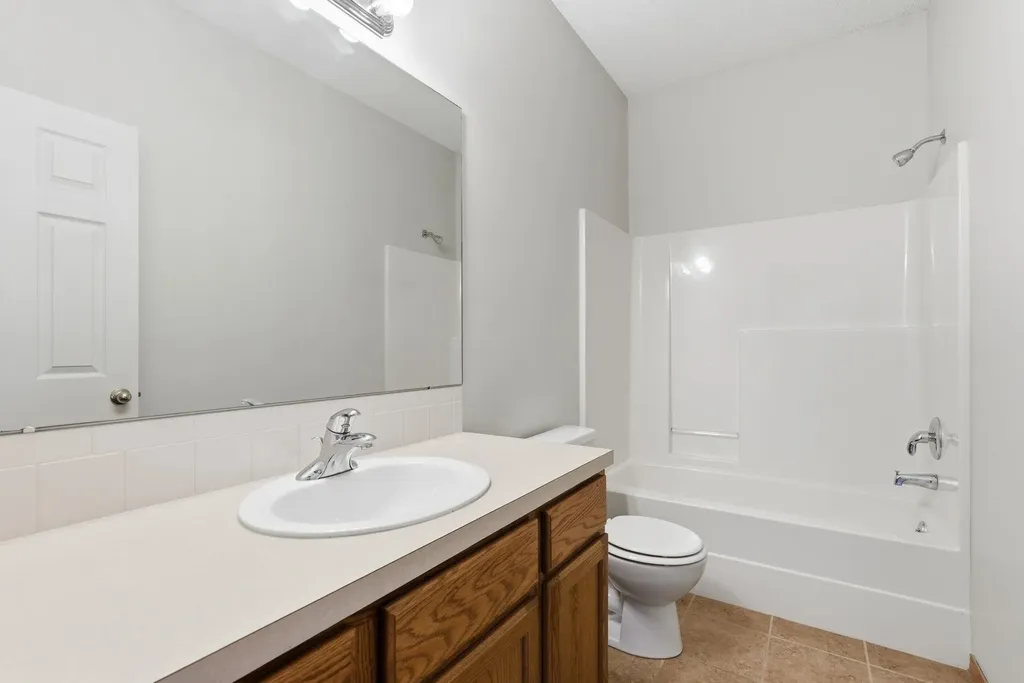 2326 N Covington Street Wichita KS 67205