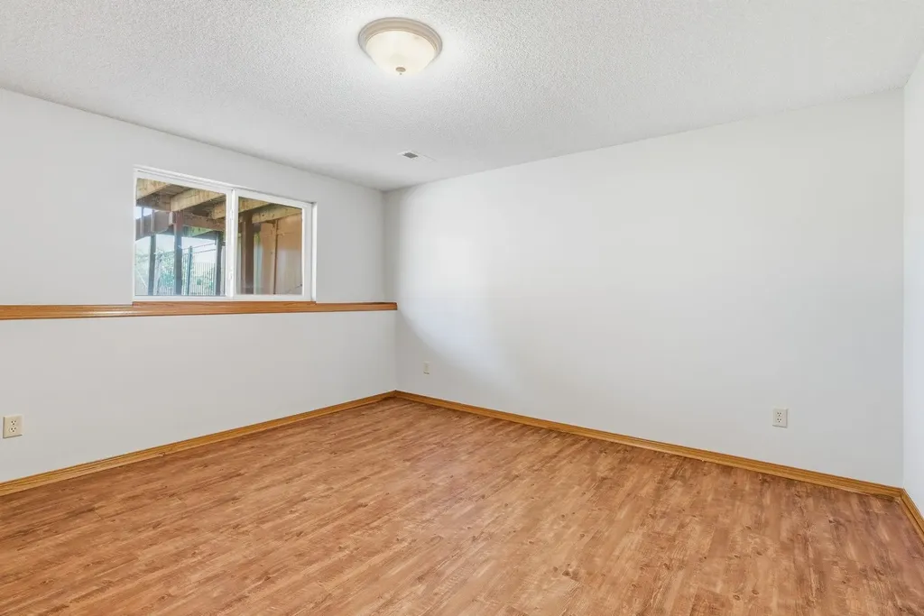 2326 N Covington Street Wichita KS 67205