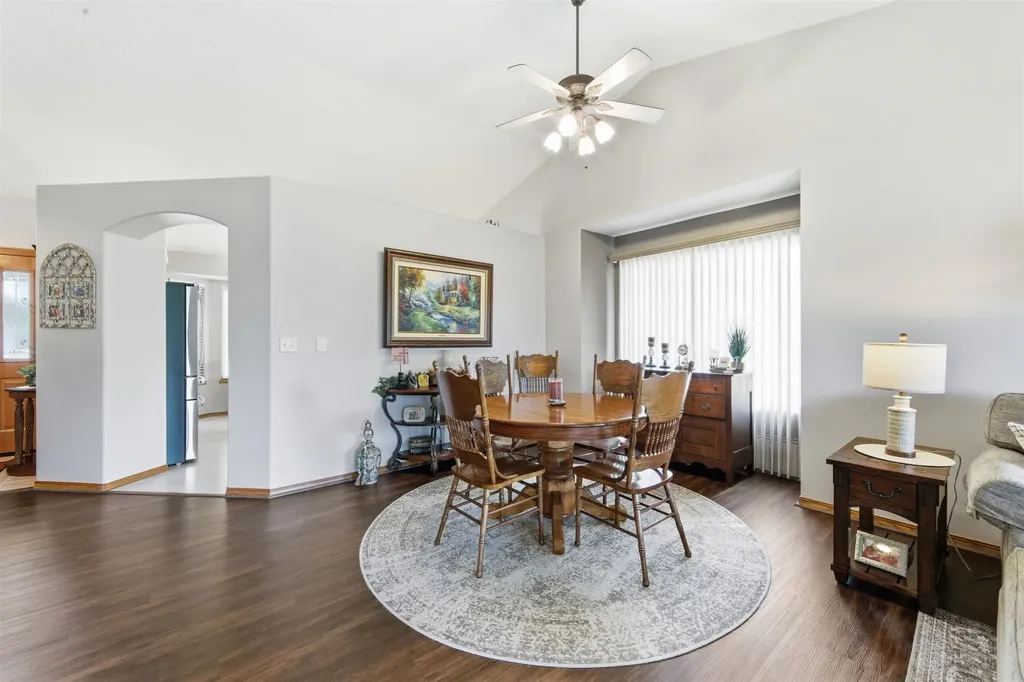 269 S Maple Dunes Court Wichita KS 67235