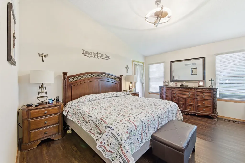 269 S Maple Dunes Court Wichita KS 67235