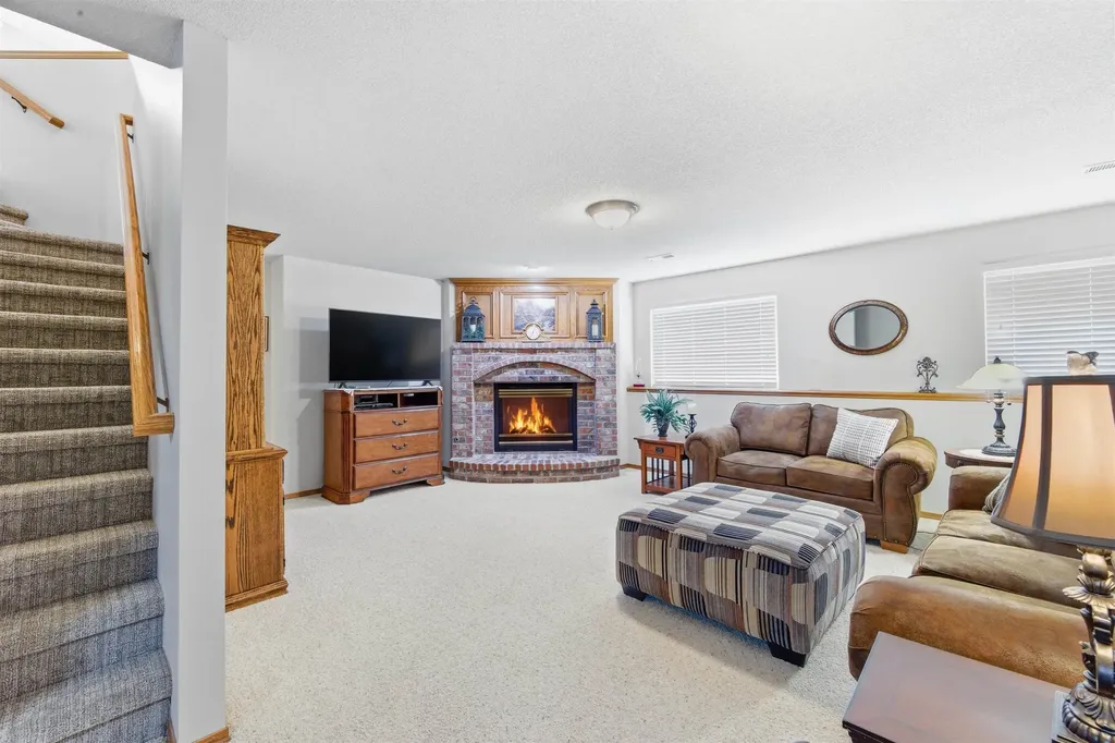 269 S Maple Dunes Court Wichita KS 67235