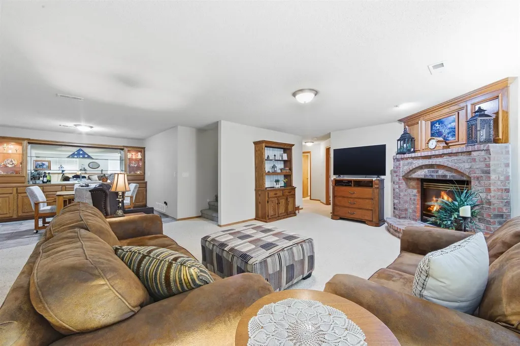 269 S Maple Dunes Court Wichita KS 67235