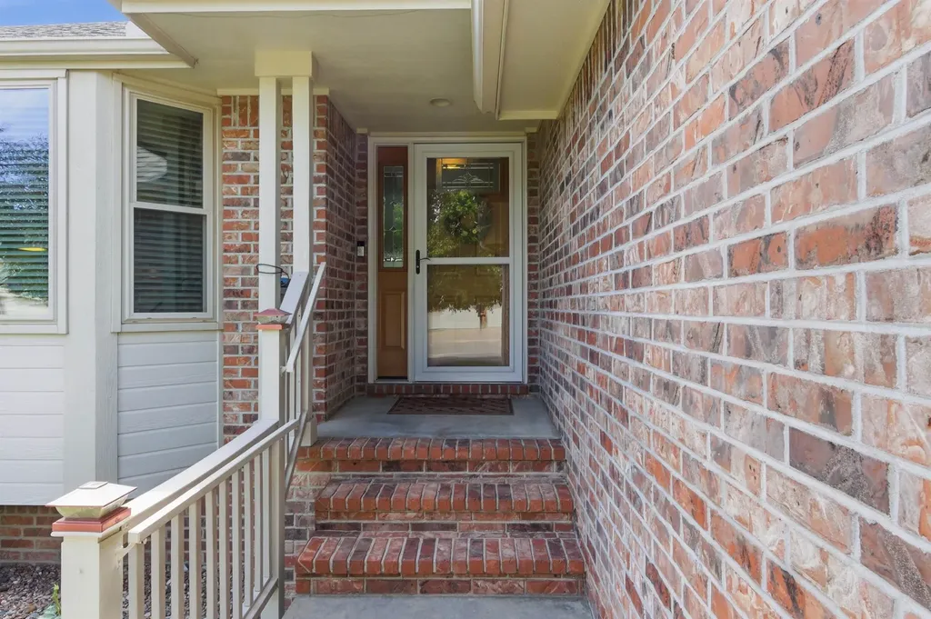 269 S Maple Dunes Court Wichita KS 67235