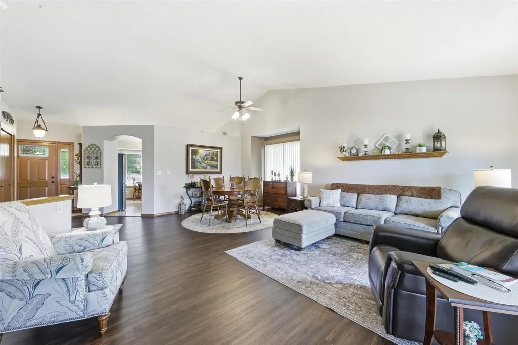 269 S Maple Dunes Court Wichita KS 67235