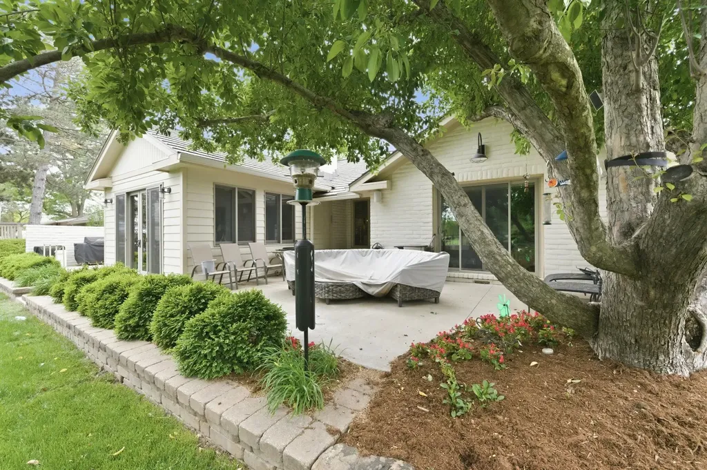 1440 N Gatewood Wichita KS 67206