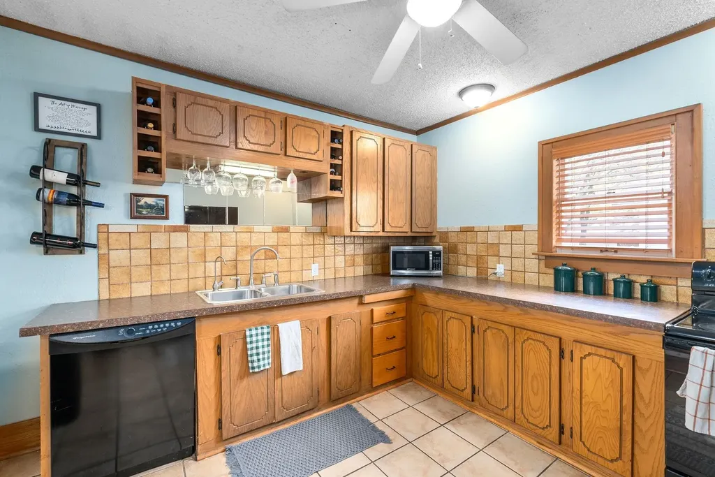 236 N Sedgwick Street Wichita KS 67203