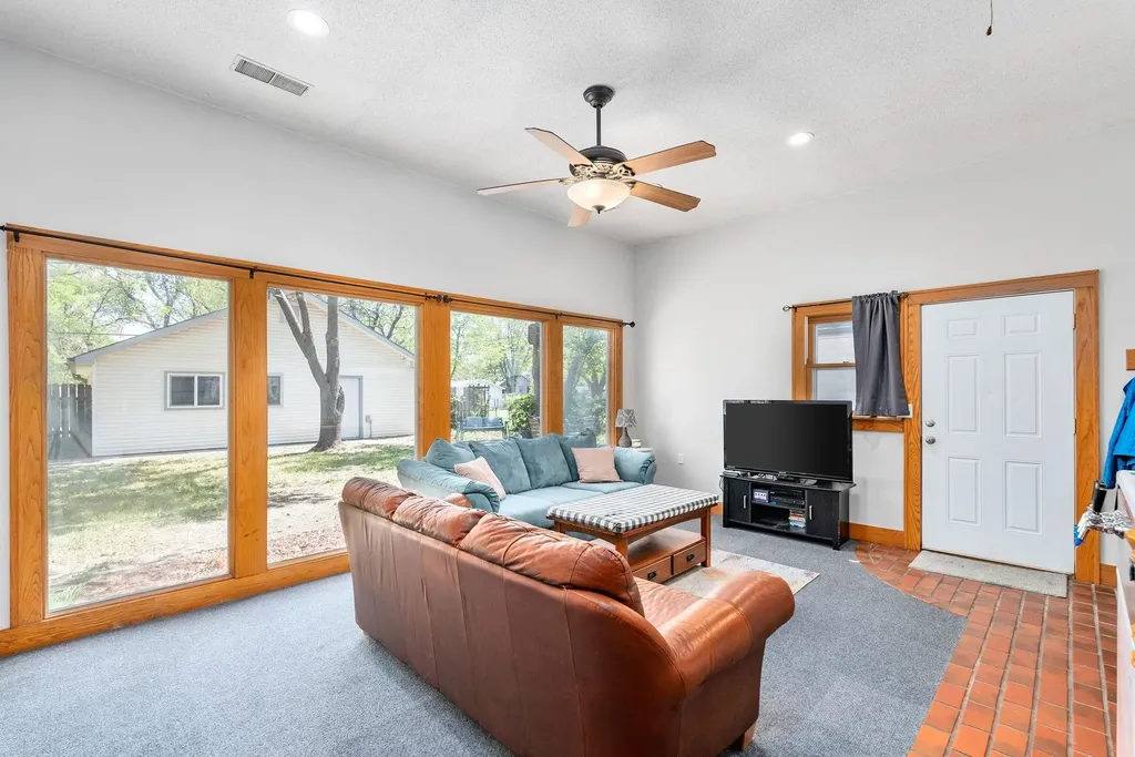 236 N Sedgwick Street Wichita KS 67203