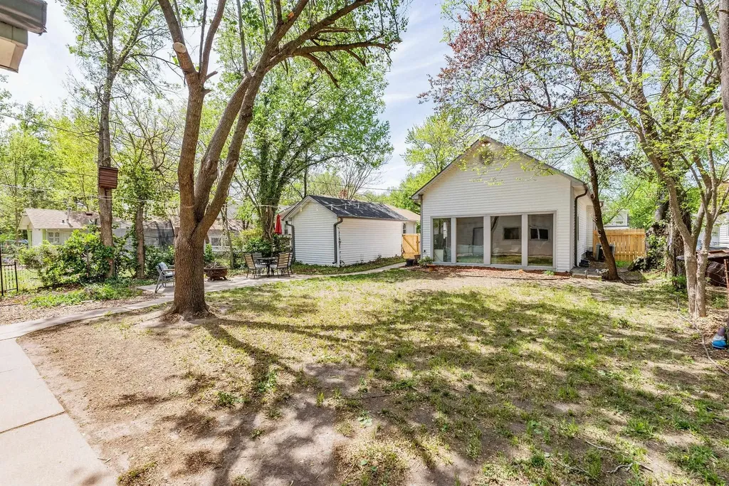 236 N Sedgwick Street Wichita KS 67203