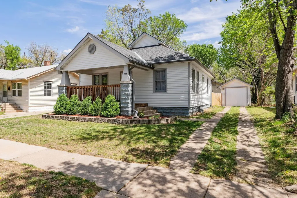 236 N Sedgwick Street Wichita KS 67203