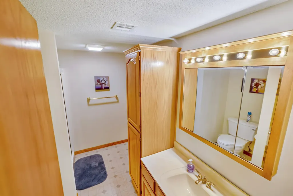 19447 SW Meadowlark Road Rose Hill KS 67133-8527