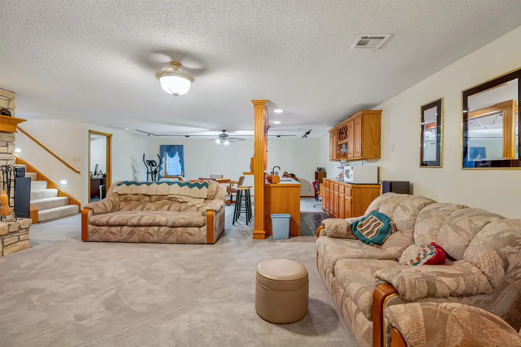 19447 SW Meadowlark Road Rose Hill KS 67133-8527