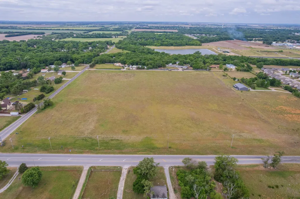 7811 S Broadway Haysville KS 67060