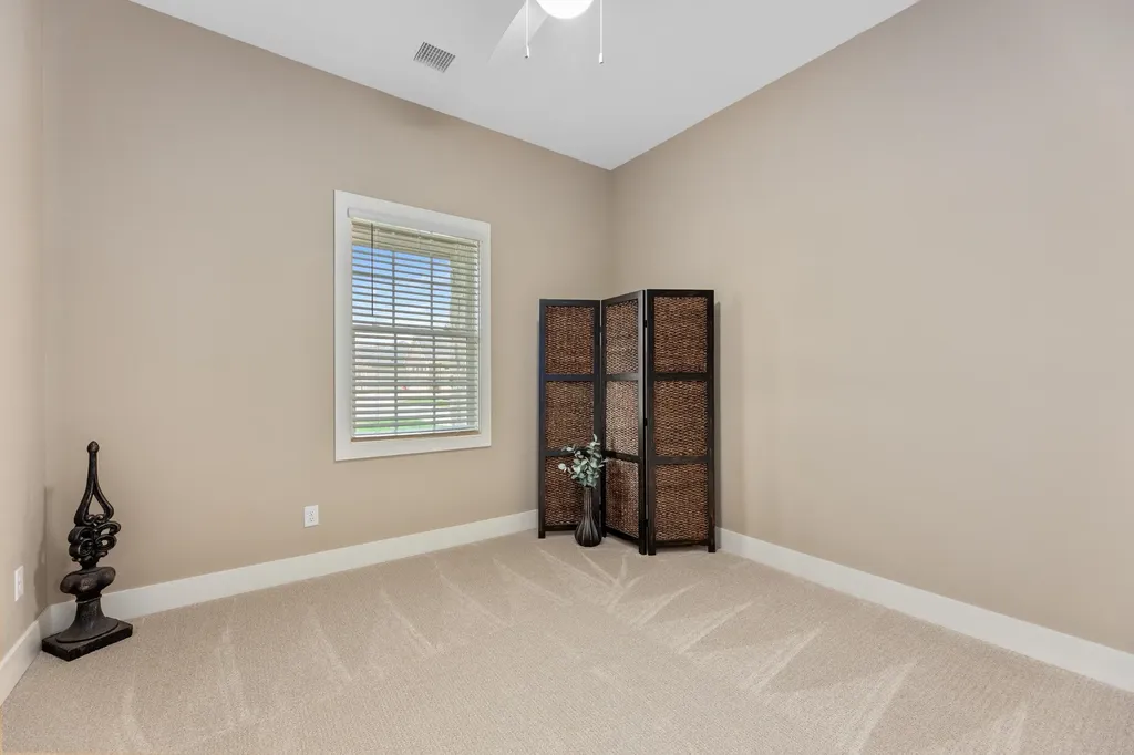 846 N Thornton Street Wichita KS 67235