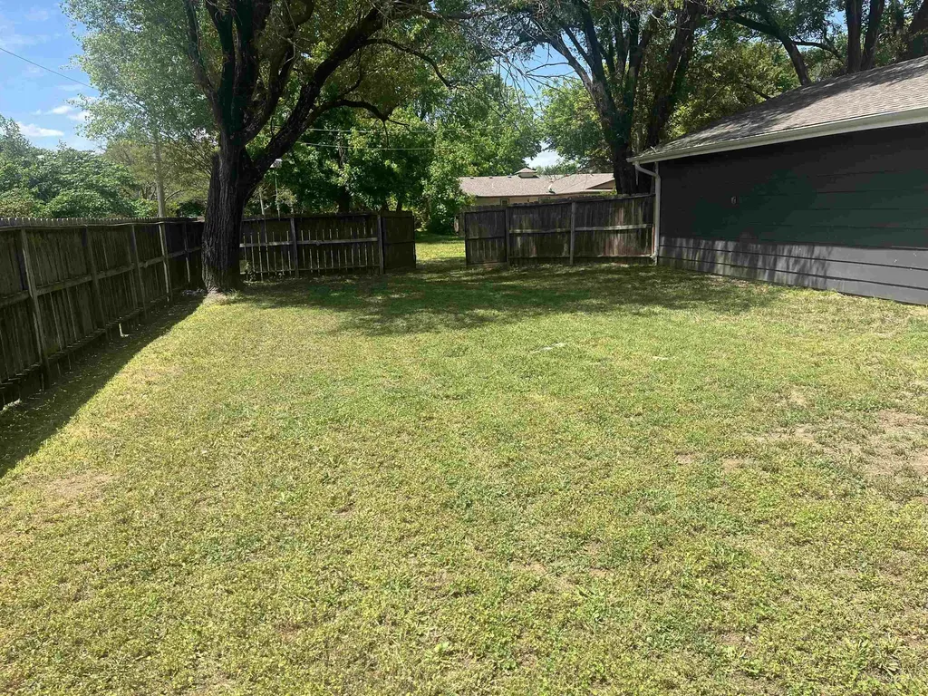 629 N Maple Street Douglass KS 67039