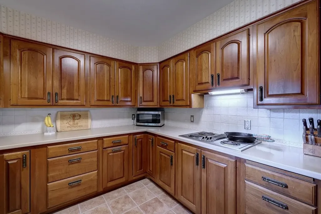 1810 E 13th Avenue Winfield KS 67156