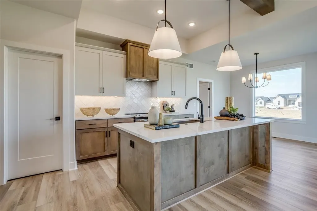 4455 N Grey Meadows Street Maize KS 67101