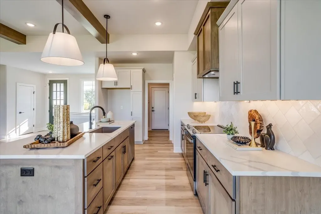 4455 N Grey Meadows Street Maize KS 67101