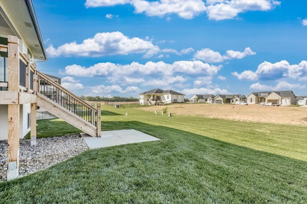 4455 N Grey Meadows Street Maize KS 67101