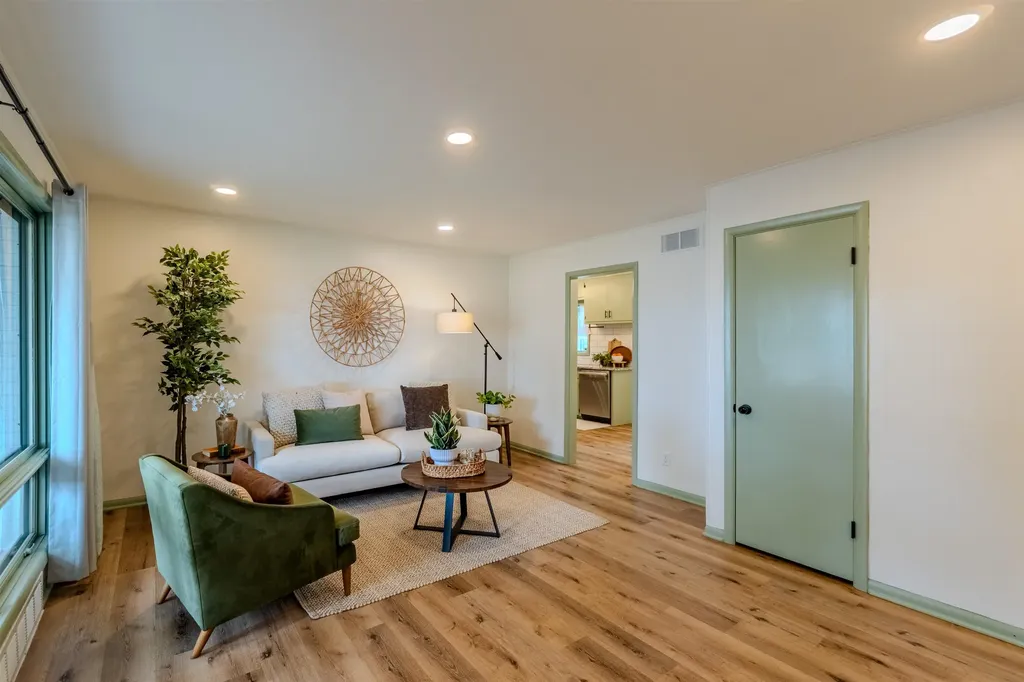1234 N Buckner Street Derby KS 67037